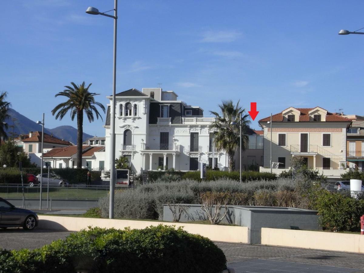 Appartamento Ca' Nanopulin, Fronte Porto Loano Esterno foto